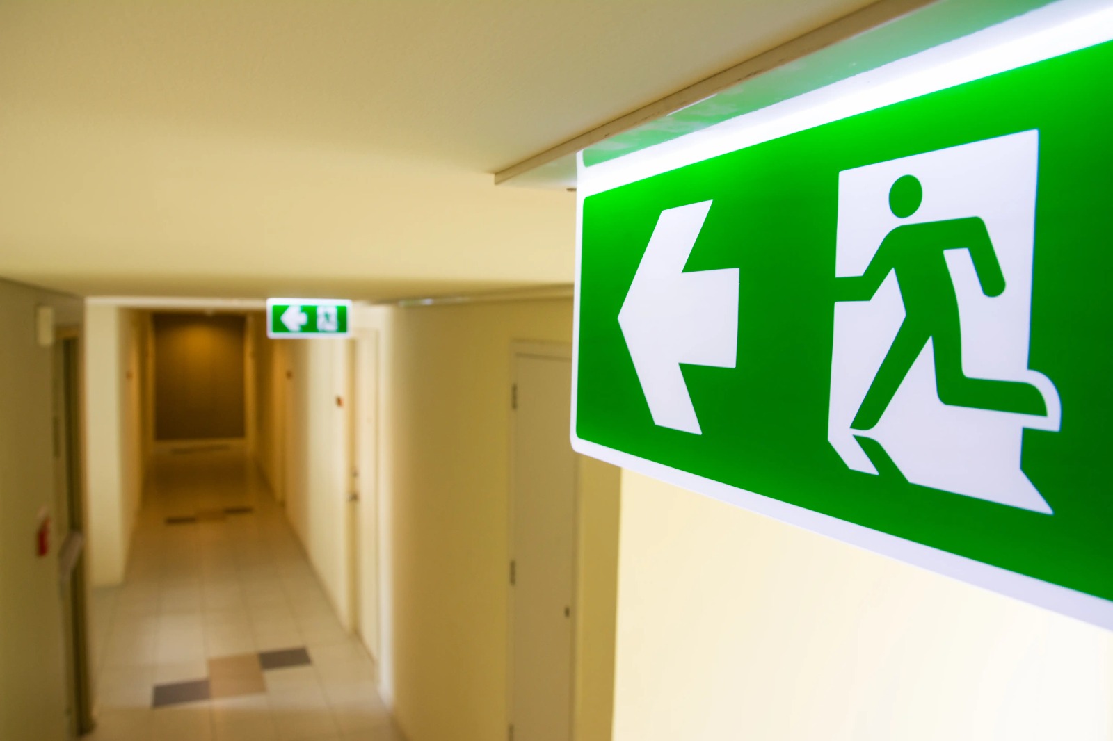 Choosing the Right Emergency Exit Lights: A Buyer's Guide